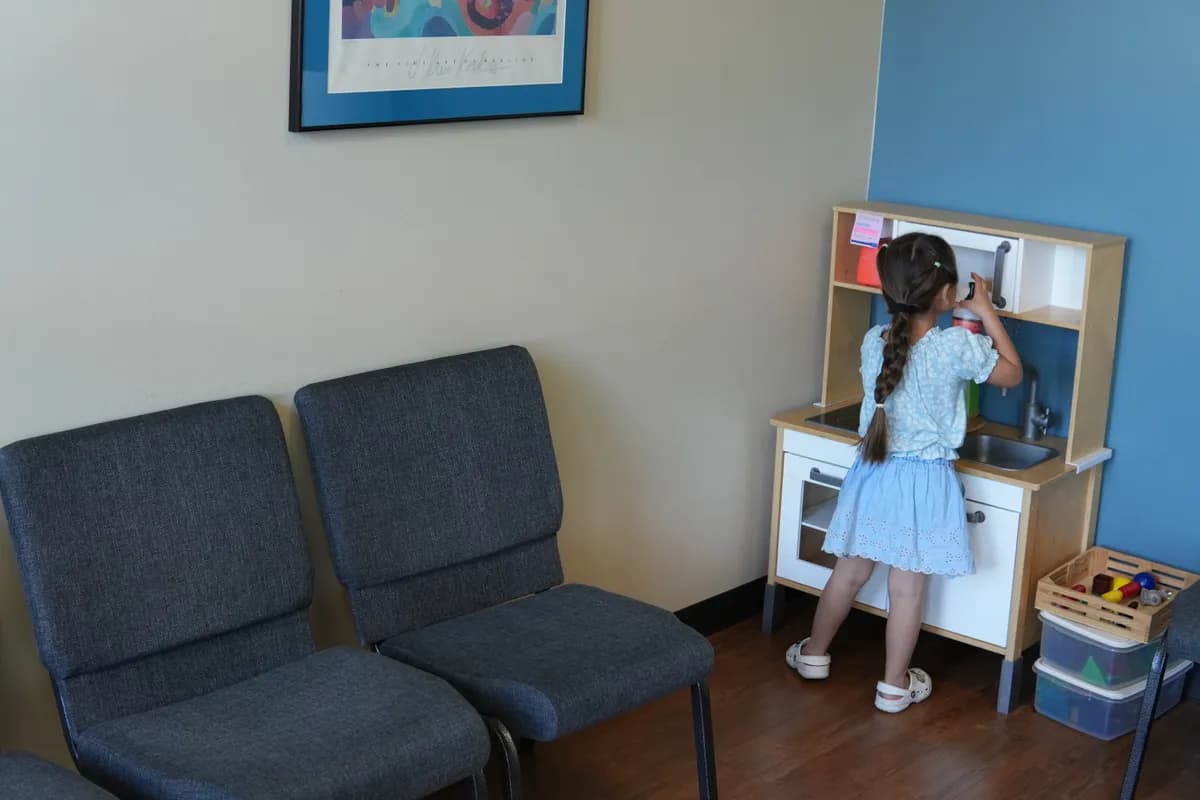Área de juegos para niños en la oficina de Chicoine Chiropractic